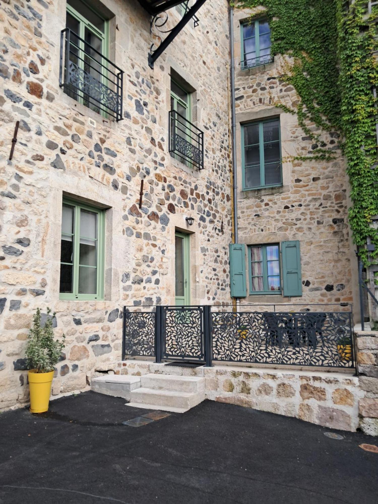 L'ecole Des Freres Apartment *