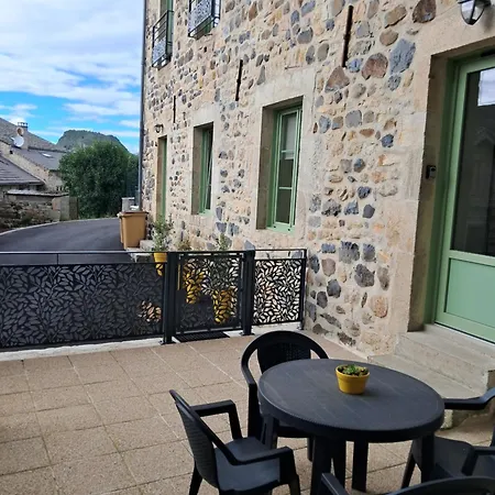 L'Ecole Des Freres Apartment Saint-Julien-Chapteuil Exterior photo